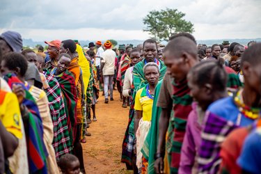 Credit: LIFE-AR Queuing for the election of the Parish Climate Change Committees in Kaabong, Uganda.